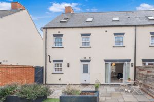 Photo 15- click for photo gallery